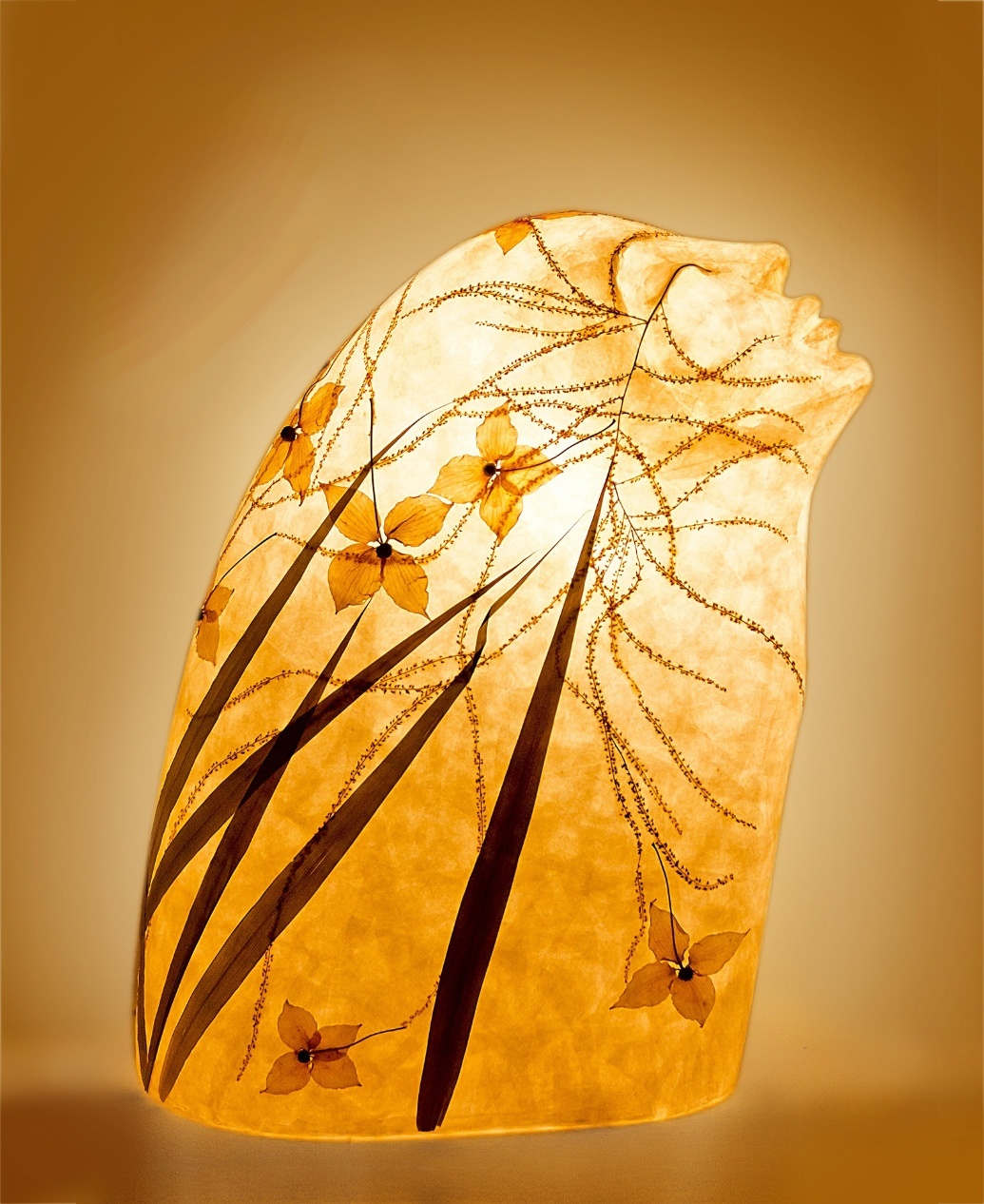 Ananda, light sculpture by Elena Wuest